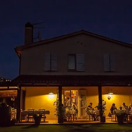 Antica Pinciana Agriturismo לינה וארוחת בוקר *